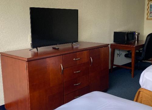 Miami Gardens Inn & Suites Main image 2